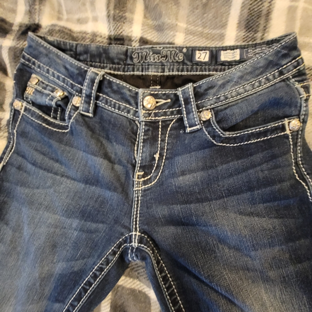 Size 27 miss me jeans